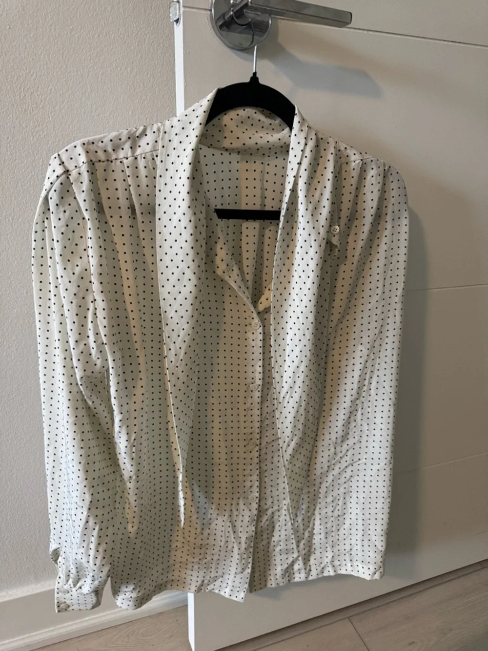 Claiborne Cream Button-Down Shirt with Black Micro Dot Print - Picture 2 of 3